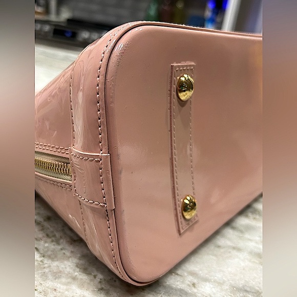 Louis Vuitton Authentic Vernis Leather Pink Alma Bag - Picture 8 of 14